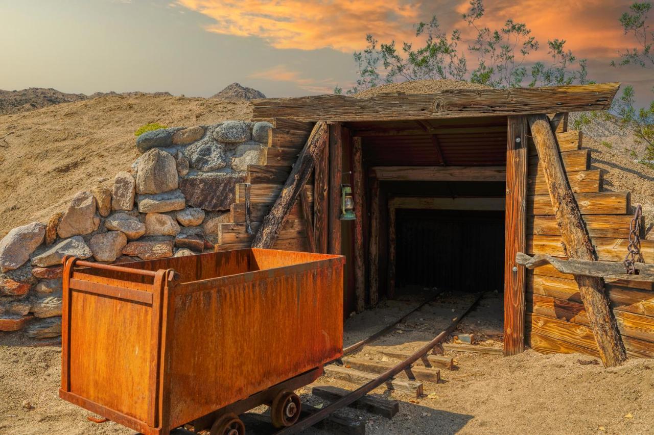 @ Marbella Lane - The Wine Mine Desert Escape Joshua Tree Extérieur photo